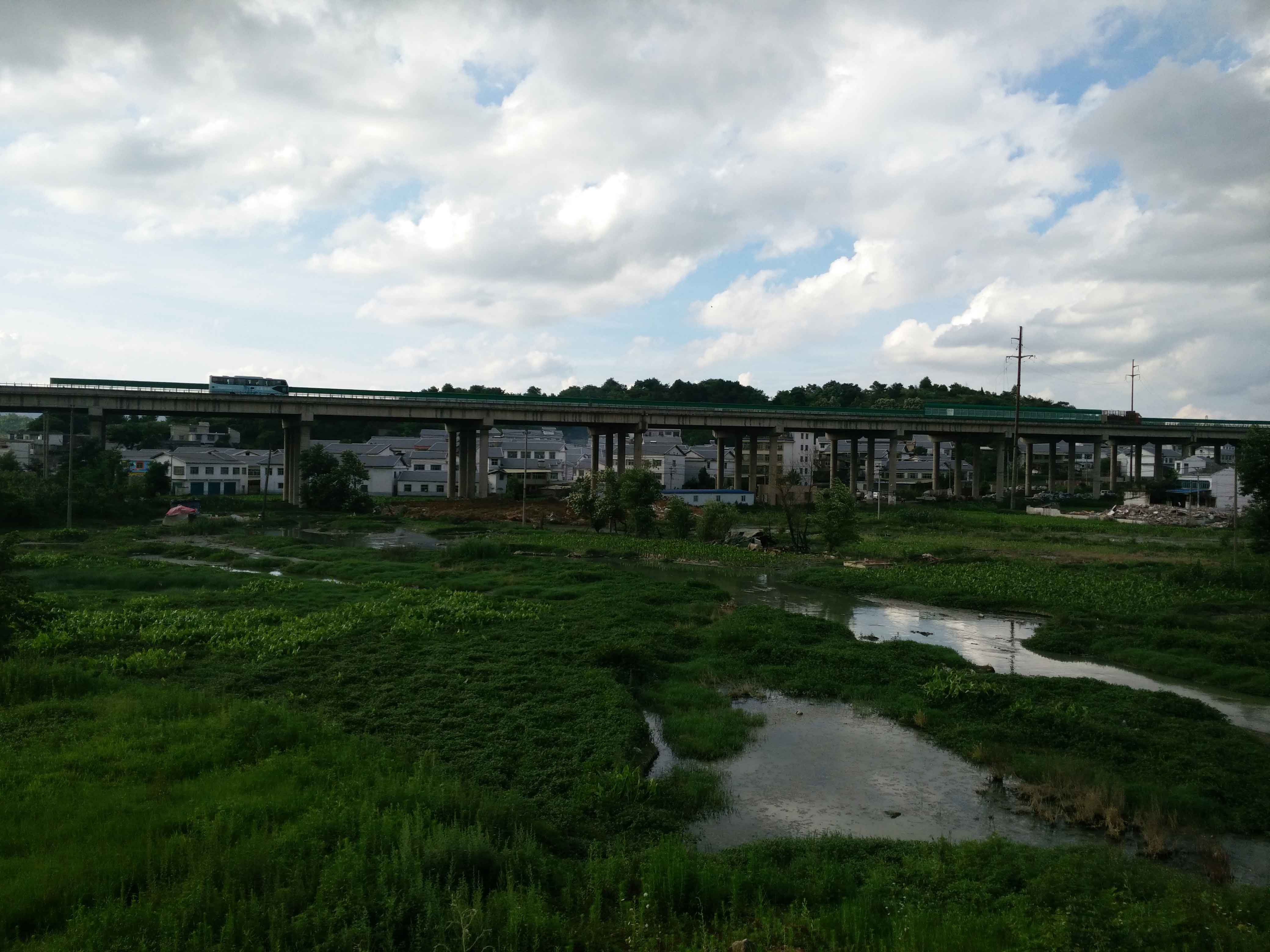 建設(shè)項目土石方測量現(xiàn)場